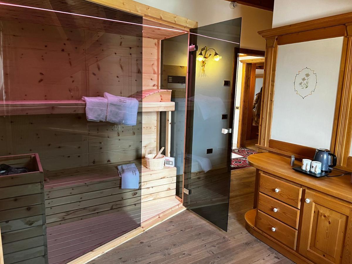 Kaiserkrone Charming Retreat Dimaro Bagian luar foto