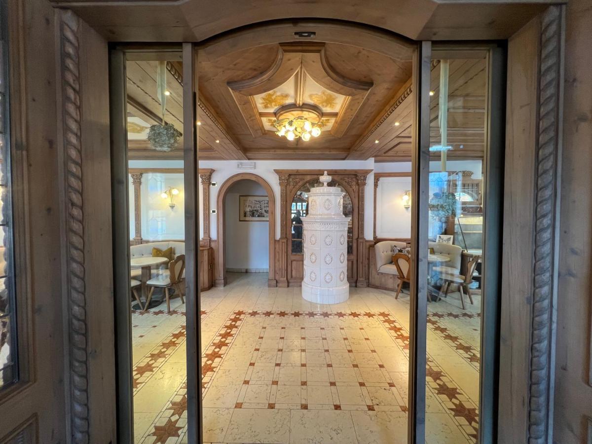Kaiserkrone Charming Retreat Dimaro Bagian luar foto
