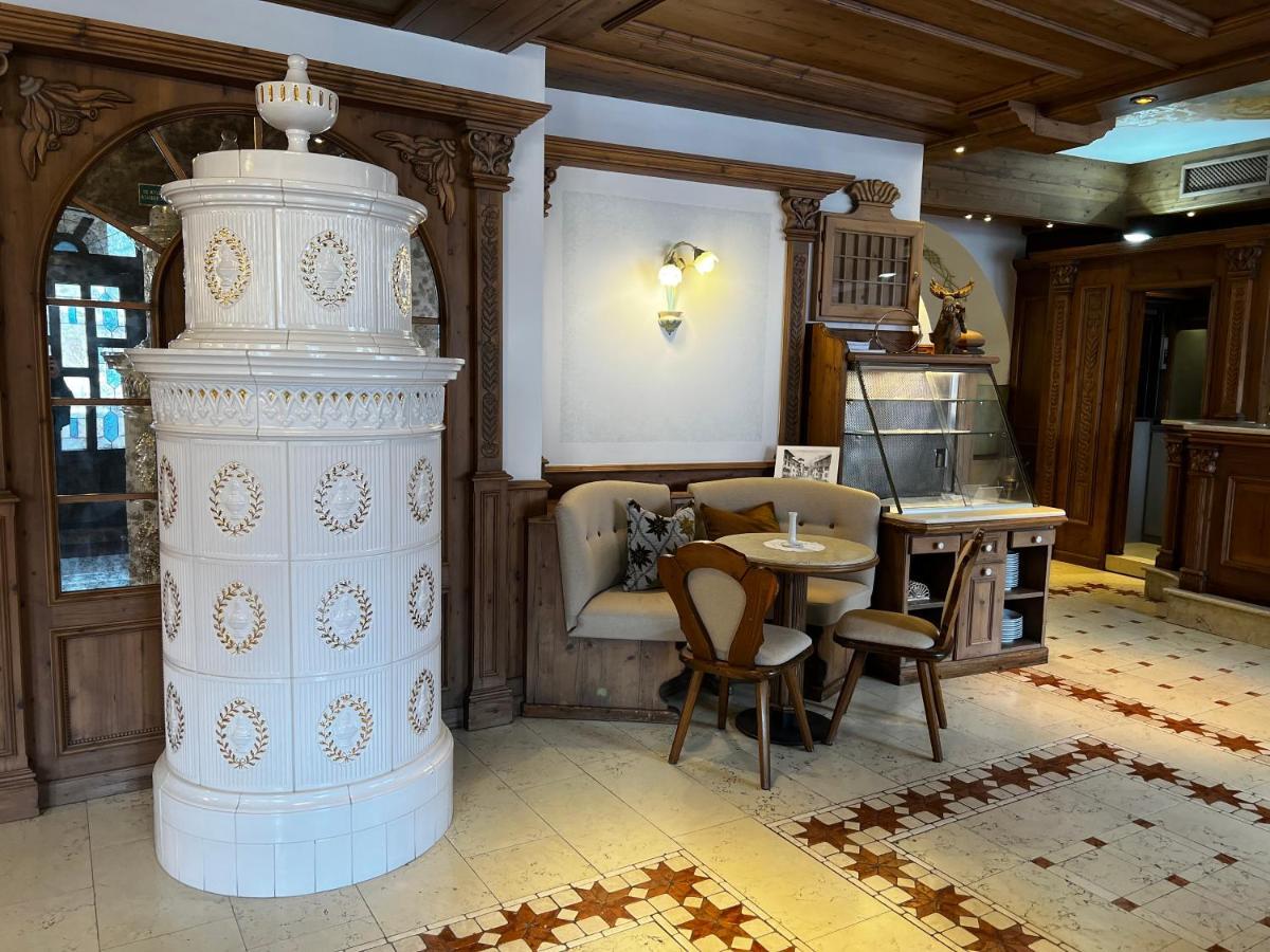 Kaiserkrone Charming Retreat Dimaro Bagian luar foto
